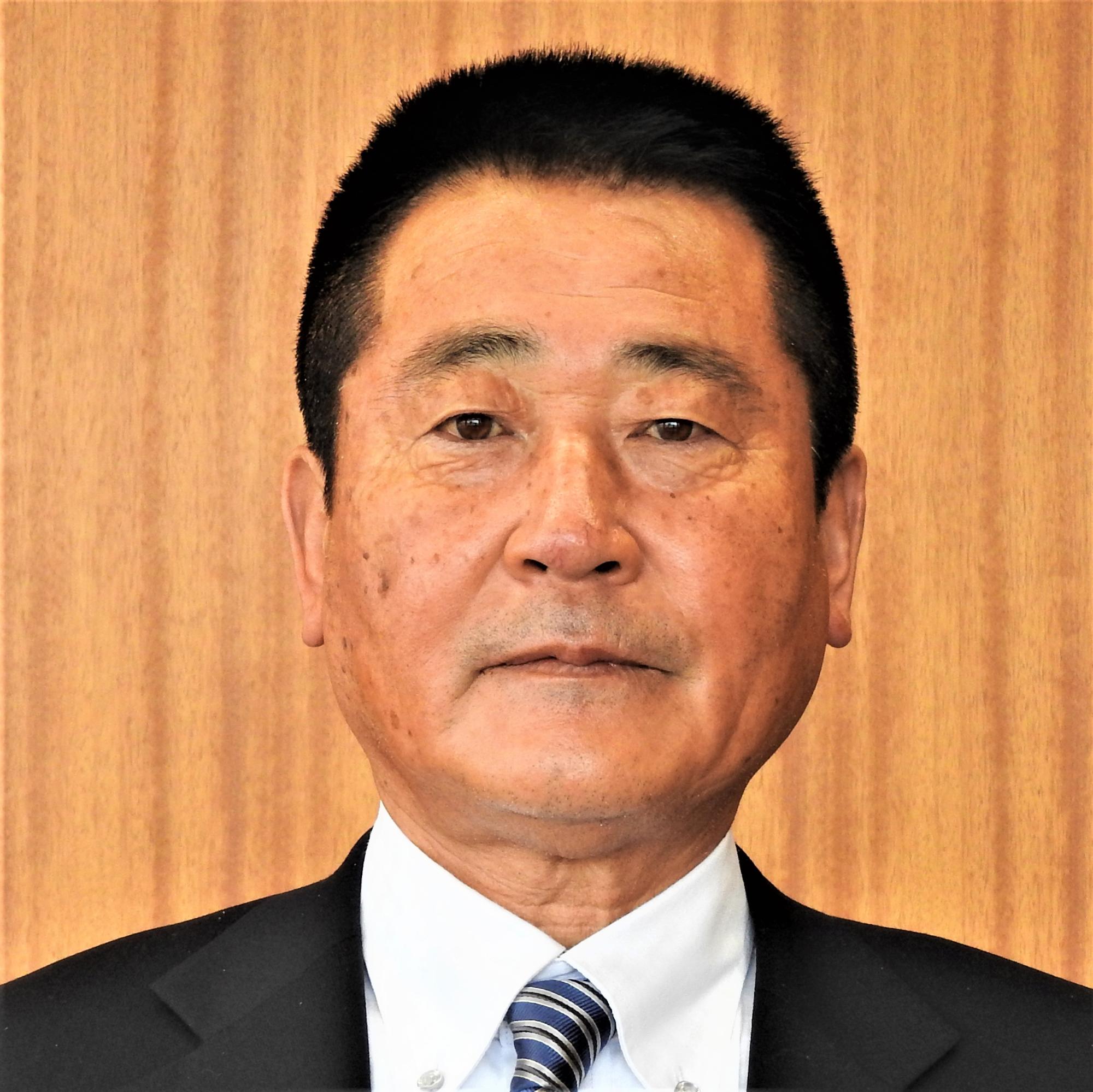 10番只松秀喜