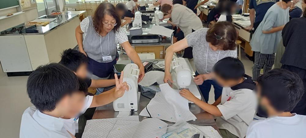 ミシンの授業の様子4