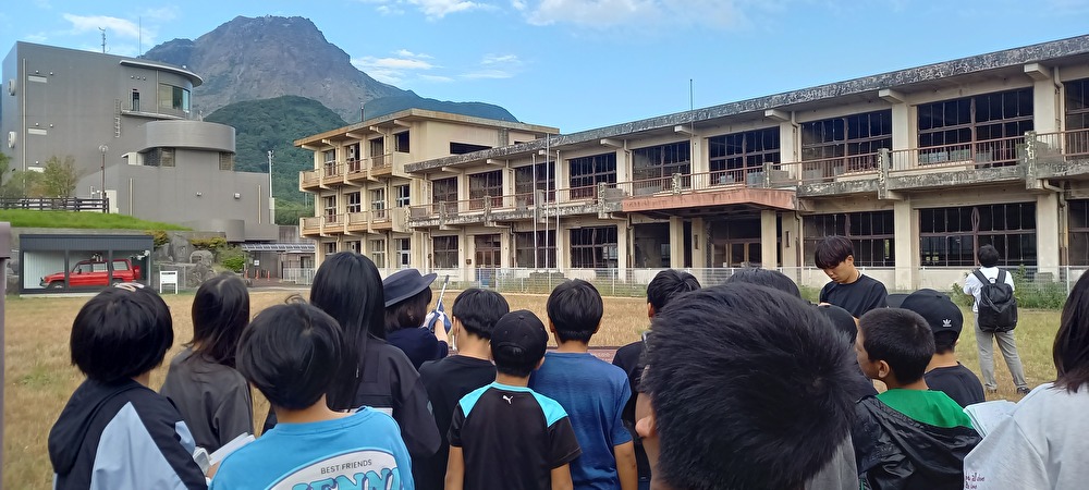 旧大野木場小学校と平成新山