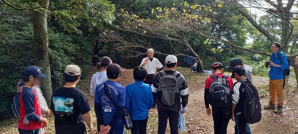 立花山調査の様子4