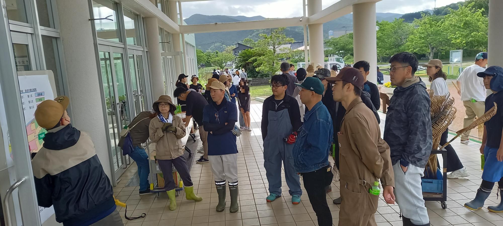 たくさんの保護者の方