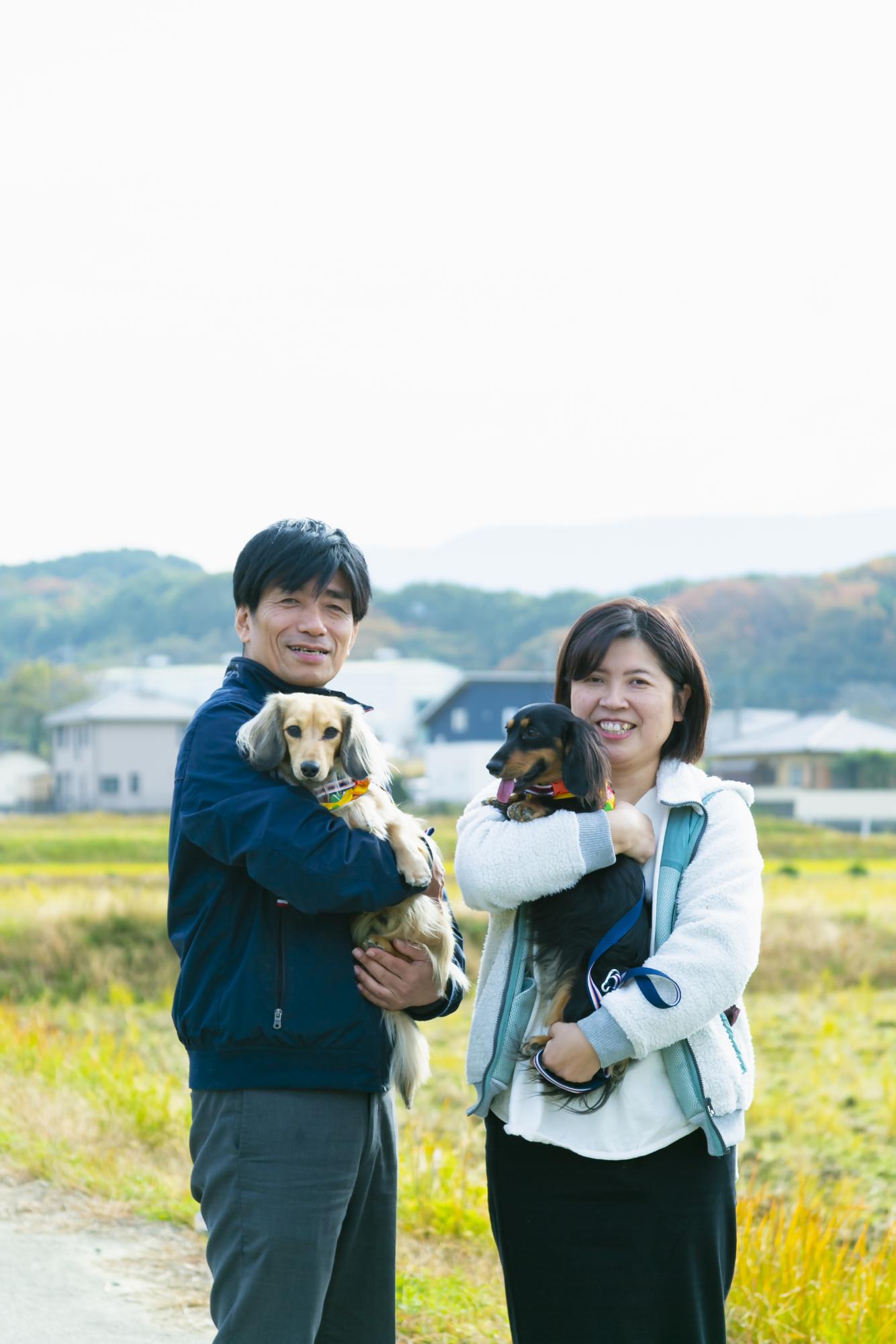 久山町に来てこの子たちも散歩から帰りたがらない（笑）の画像