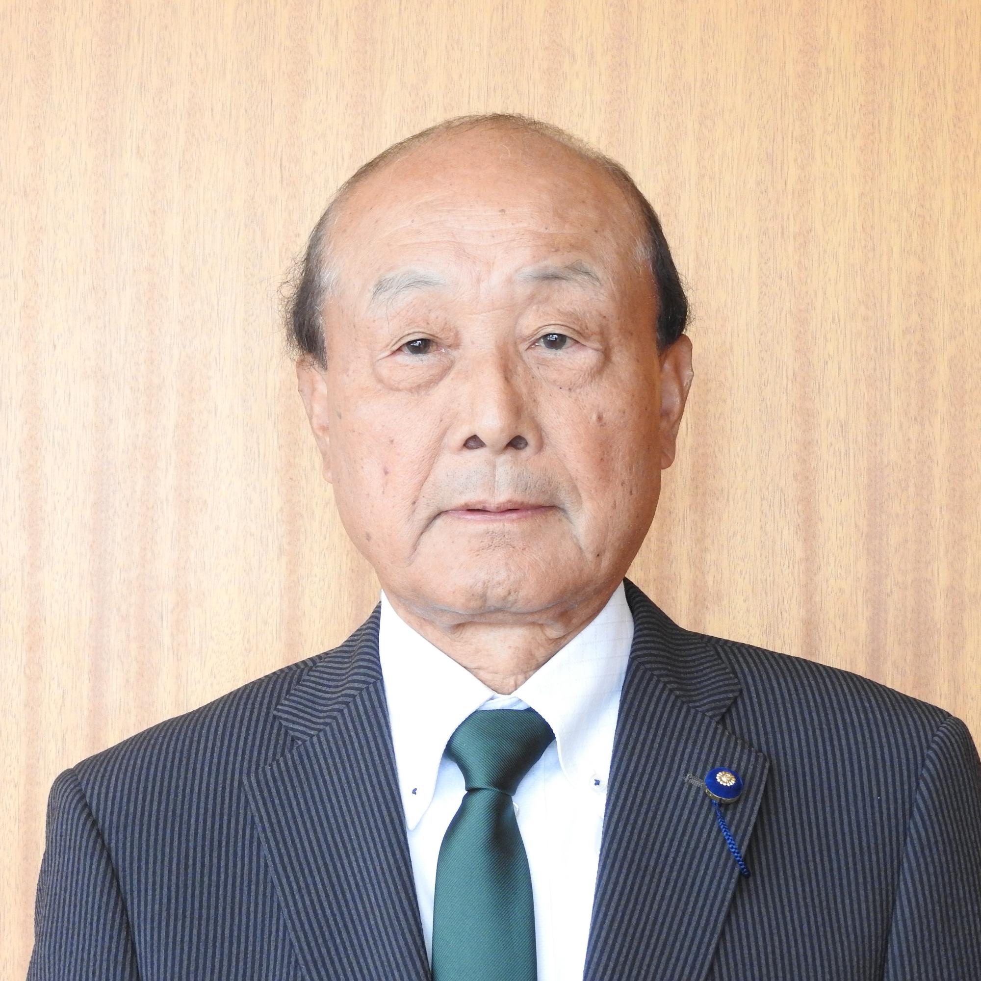 6番荒巻時雄