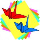 折り紙で出来た赤色と青色の鶴のイラスト