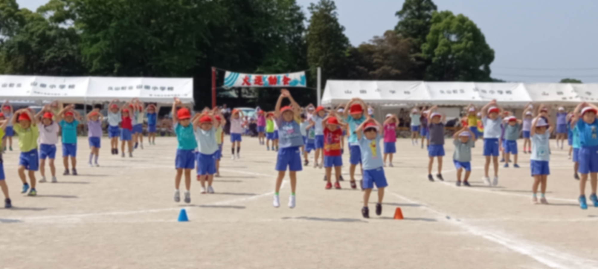 低学年表現「ヤマダっ子モンスター大集合」