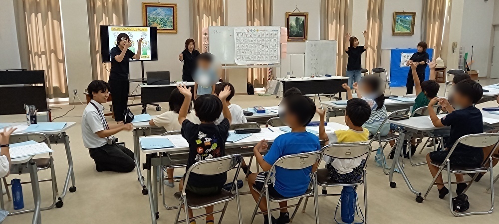 3年生の手話の様子2
