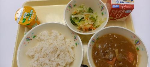 久山オリーブオイルで給食3
