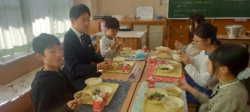 町長との給食2
