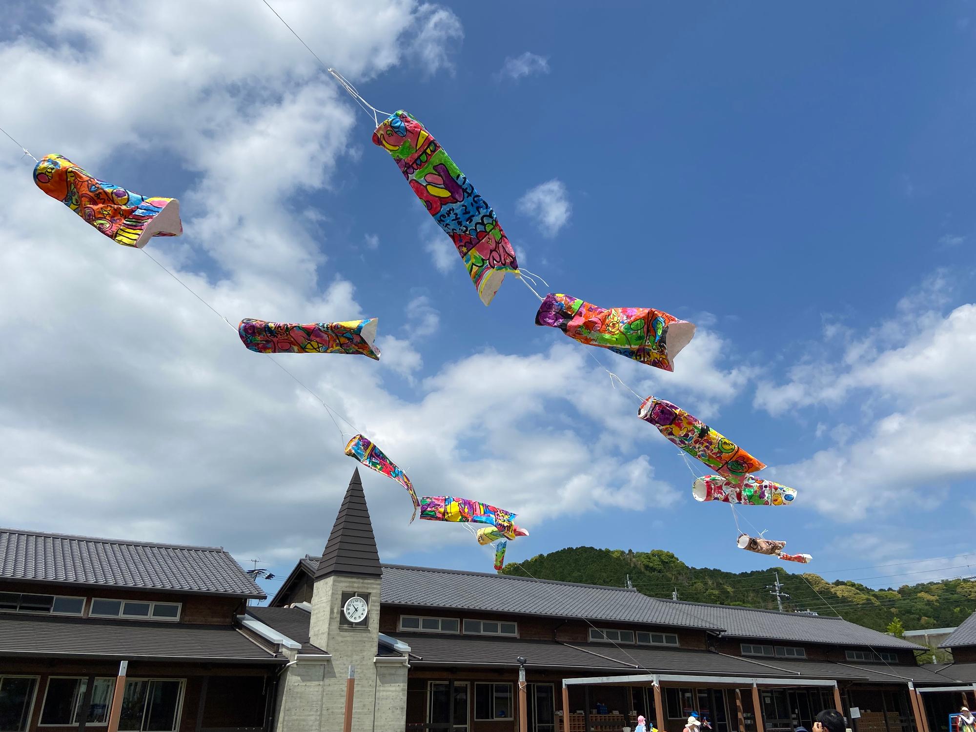 2025年5月の風の中のこいのぼり