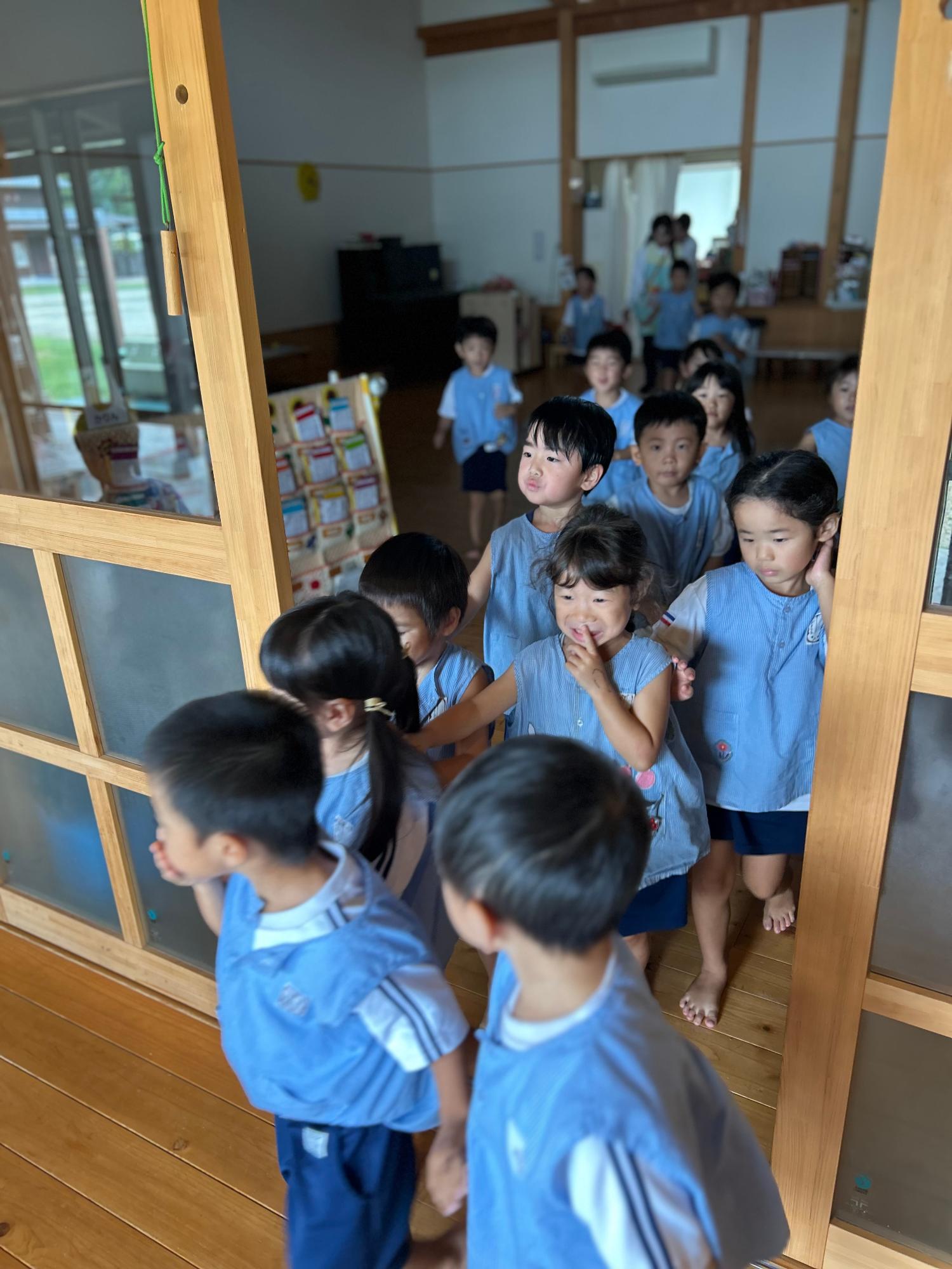 2029月9月防犯教室に参加するかりん組