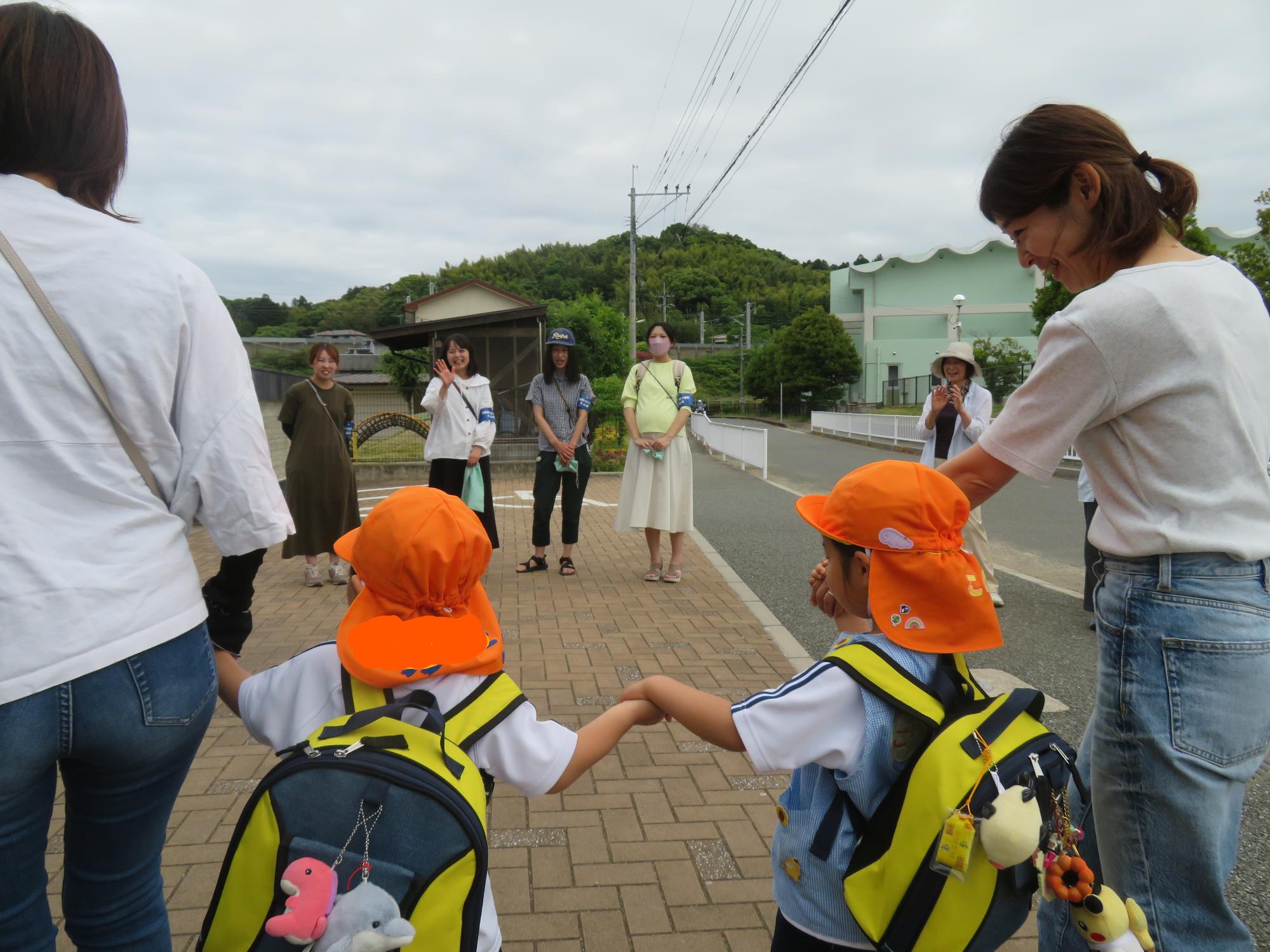 2026年1学期年中保護者の挨拶運動